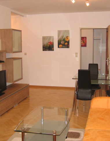 Kleine Pfarrgasse 5 – Top 03