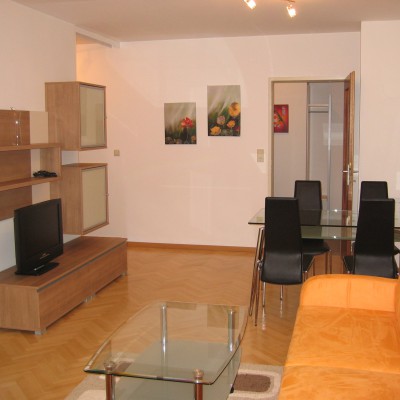 Kleine Pfarrgasse 5 – Top 03