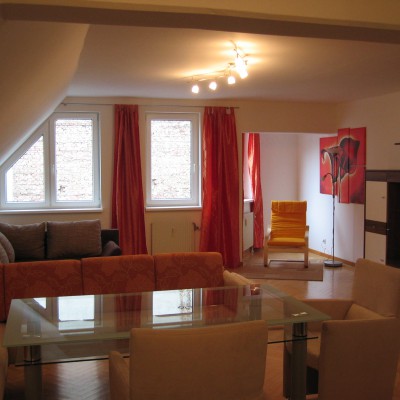 Kleine Pfarrgasse 5 – Top 13