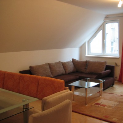Kleine Pfarrgasse 5 – Top 13
