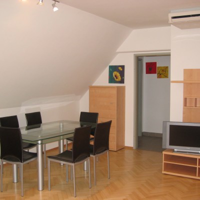 Kleine Pfarrgasse 5 – Top 15